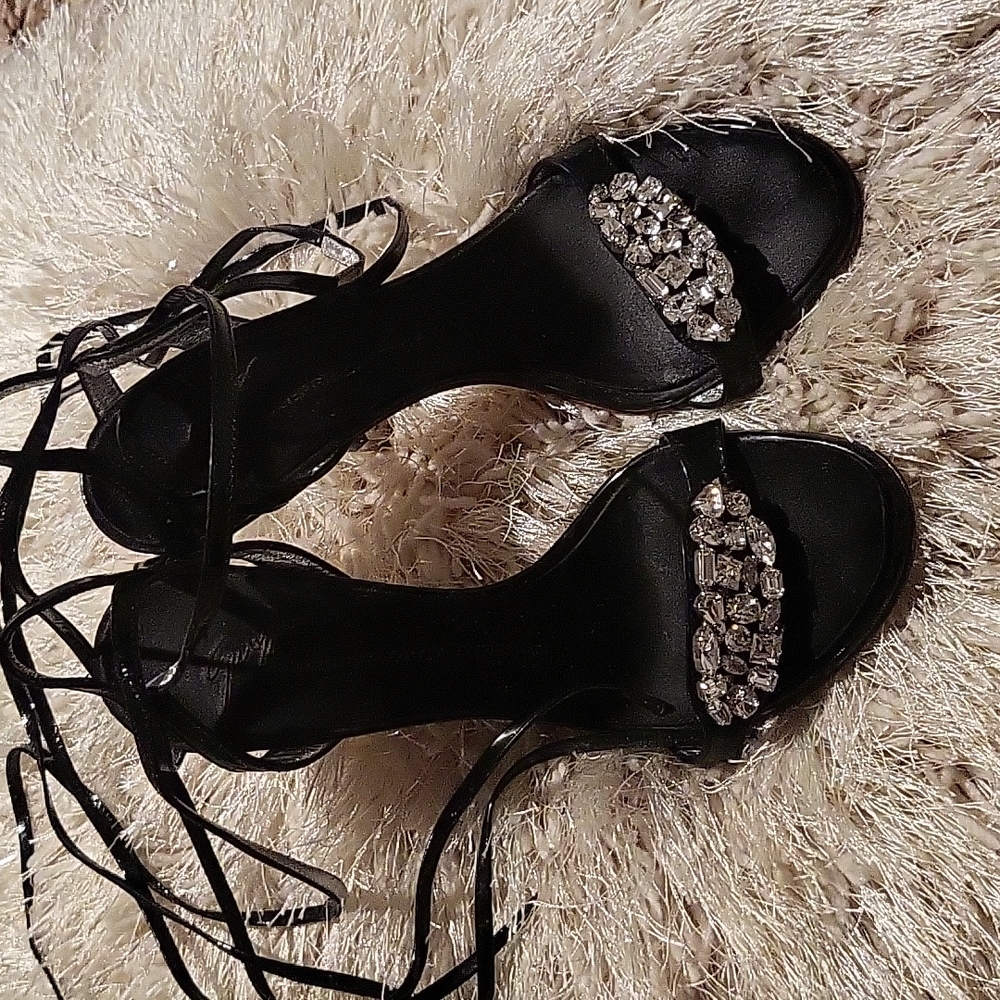 SALE IS OVER. Giuseppe Zanotti crystal and patent heels